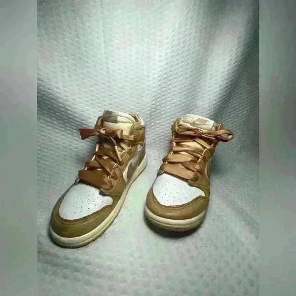 Air Jordan 1 Retro 9C OG High Praline - Picture 1 of 6
